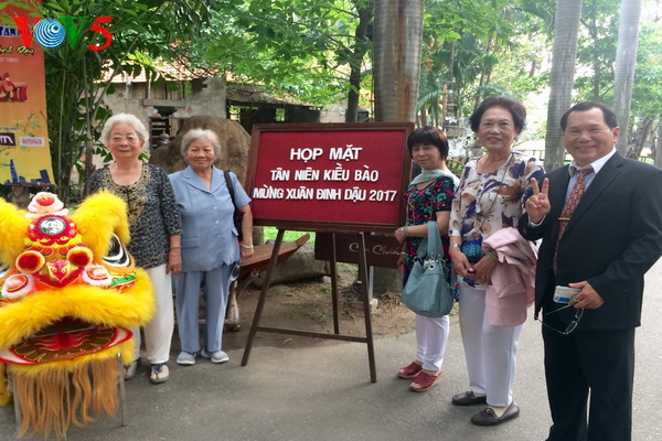 В Хошимине прошла новогодняя встреча с вьетнамскими эмигрантами и их родными